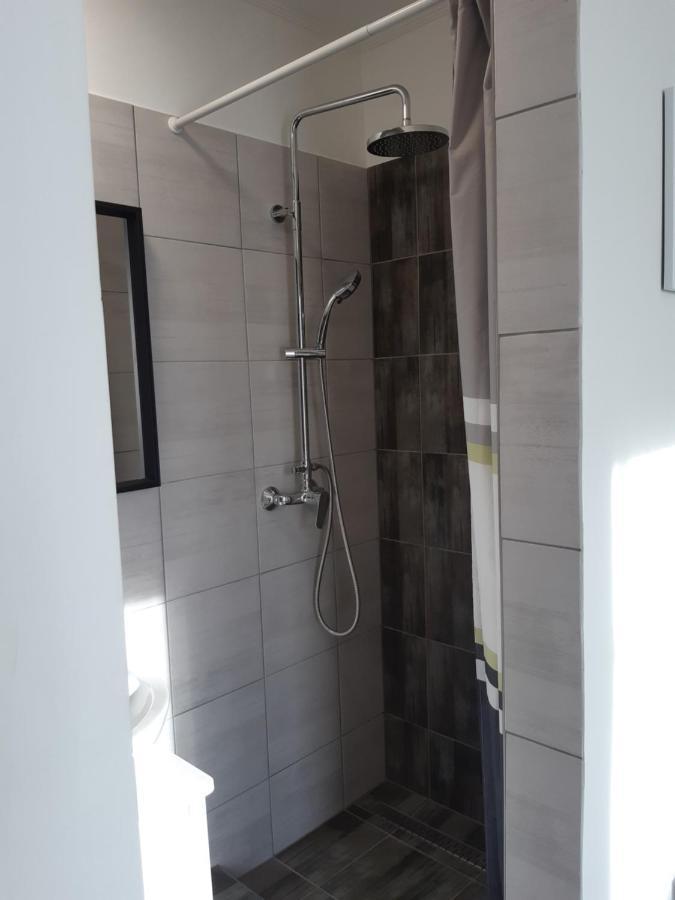 Nora Apartman Gyula Exteriér fotografie